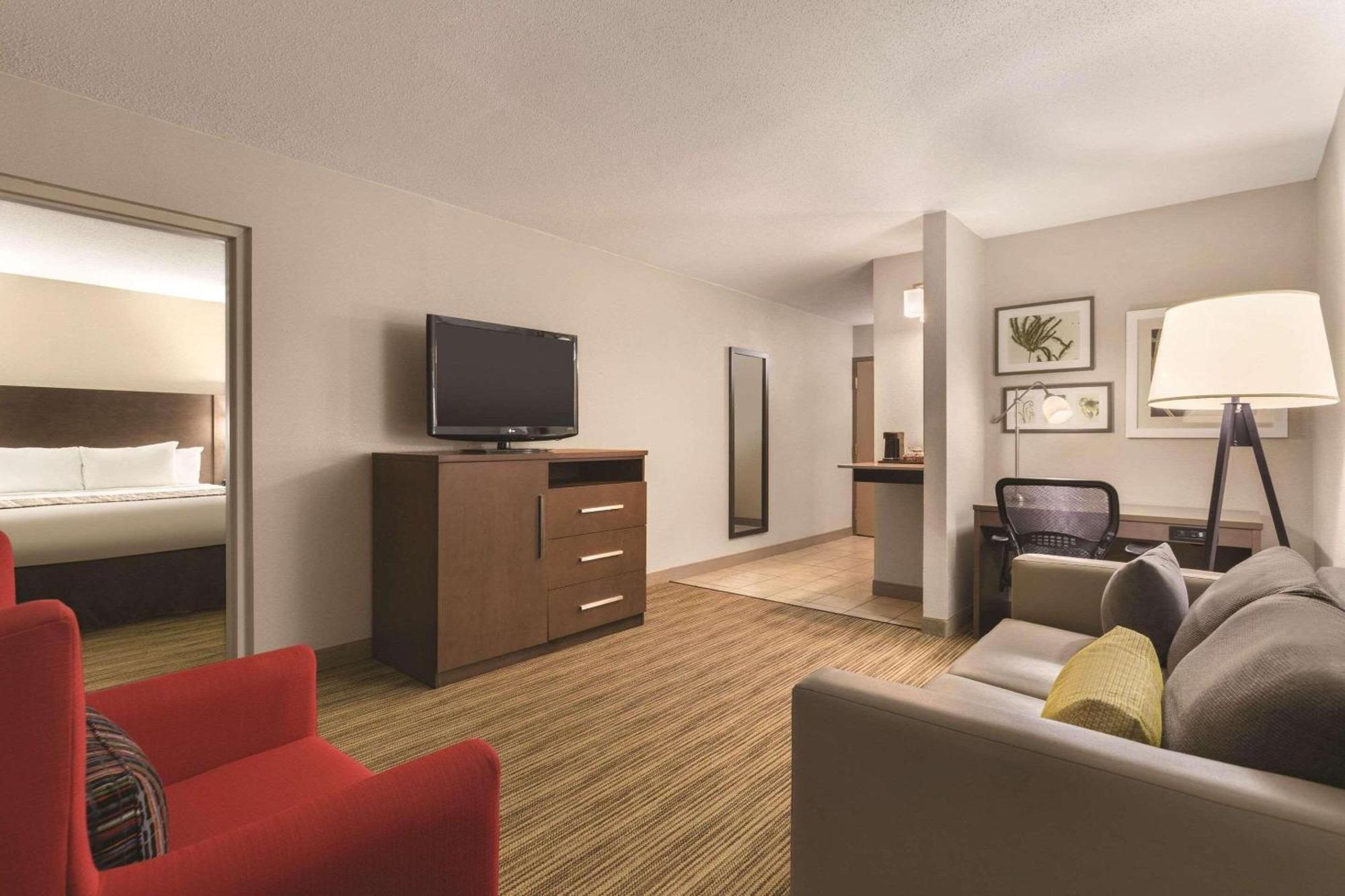 Country Inn & Suites By Radisson, Fergus Falls, Mn מראה חיצוני תמונה