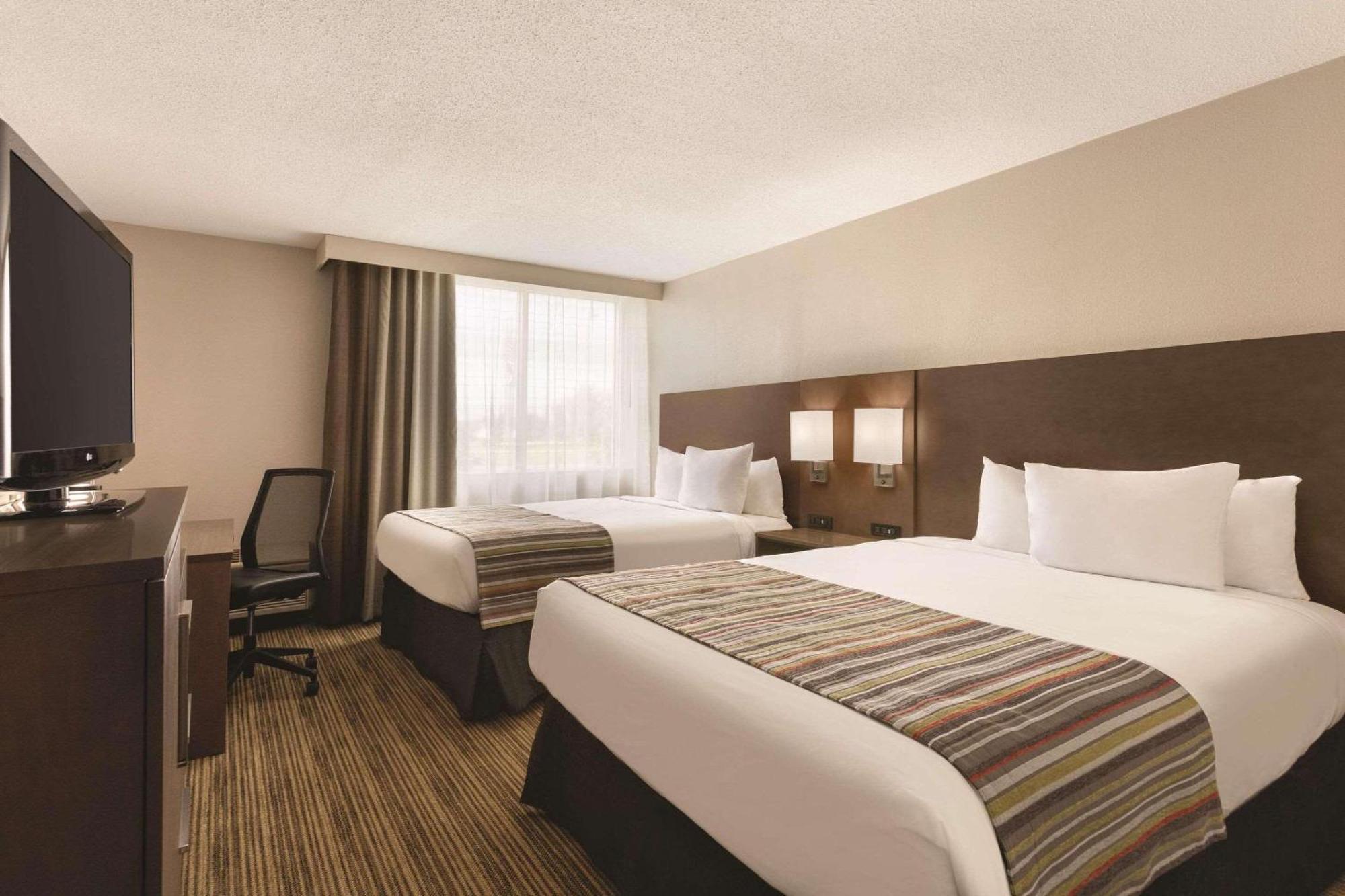 Country Inn & Suites By Radisson, Fergus Falls, Mn מראה חיצוני תמונה
