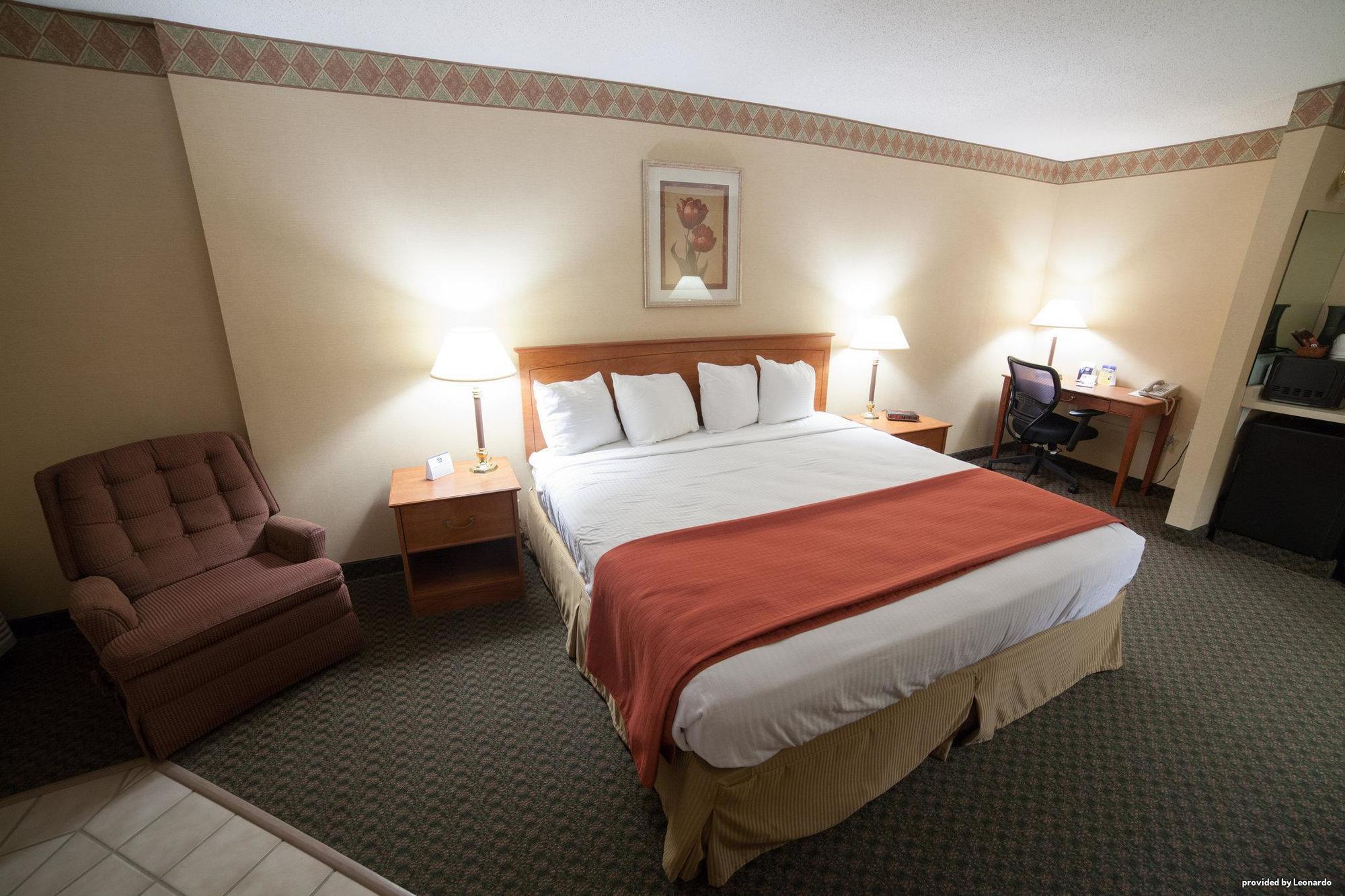 Country Inn & Suites By Radisson, Fergus Falls, Mn מראה חיצוני תמונה