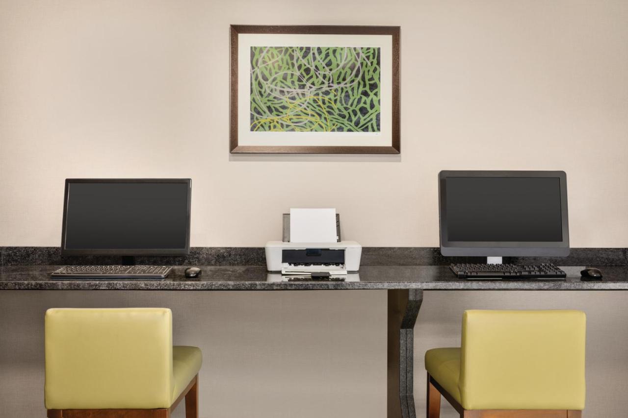 Country Inn & Suites By Radisson, Fergus Falls, Mn מראה חיצוני תמונה